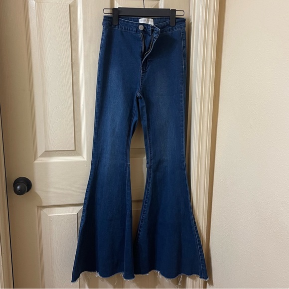 Blank Paige Flared Jeans - Picture 1 of 4